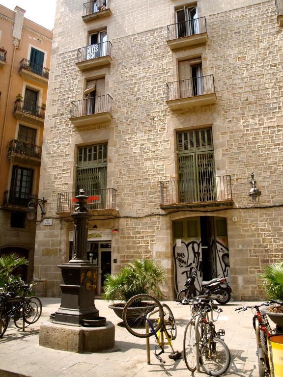 Hostal Nitzs Bcn Barcelona Exterior photo